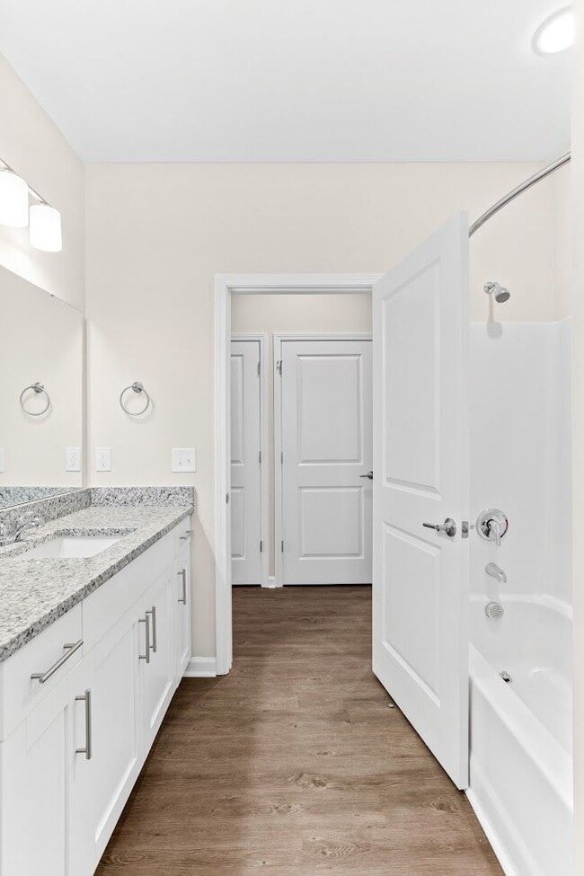 Building Photo - 5614-206 San Lucas Ct