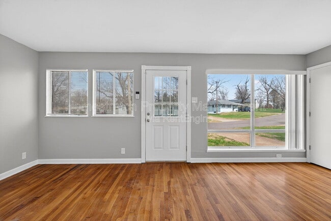 Building Photo - 10201 Gourock Dr