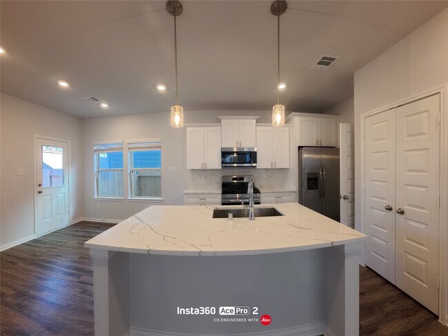 Building Photo - 14163 Mellow Pne Ct