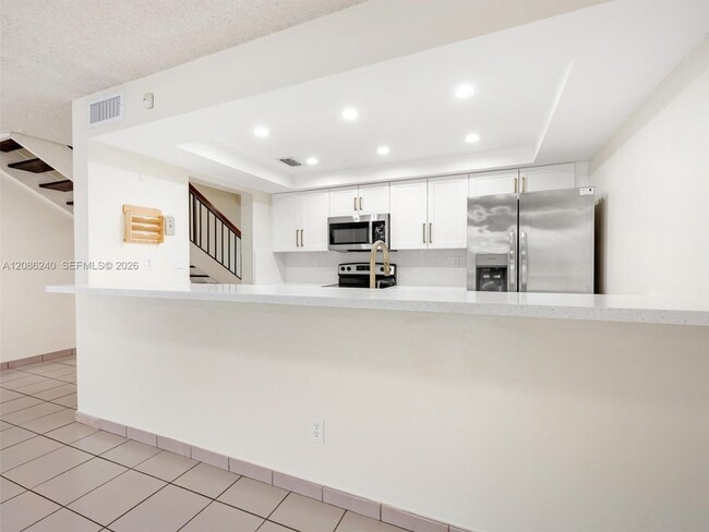 Building Photo - 1424 SW 131st Pl Cir E