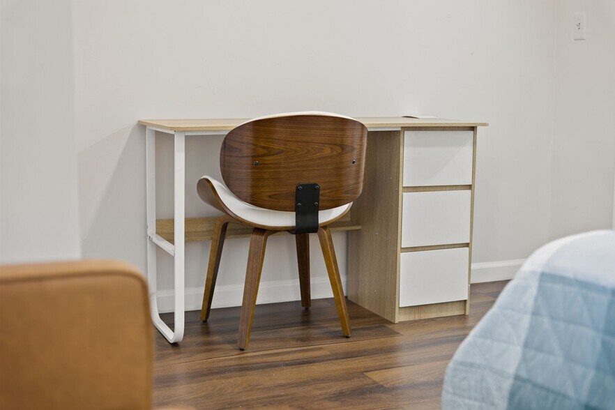 Building Photo - 3285 Marlanta Dr