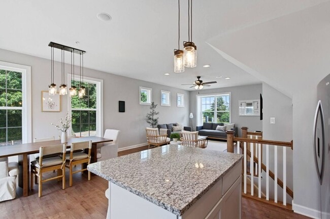 Primary Photo - Beautiful 3 Bedroom, 2.5 Bath Townhome in ...