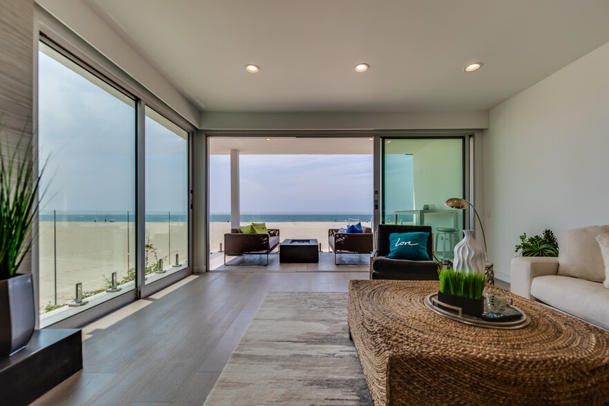 Building Photo - 1 Eastwind St