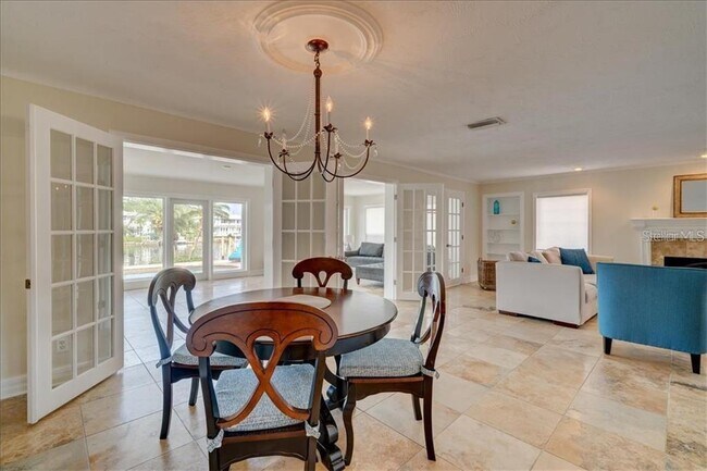 Building Photo - 809 Brightwaters Blvd NE