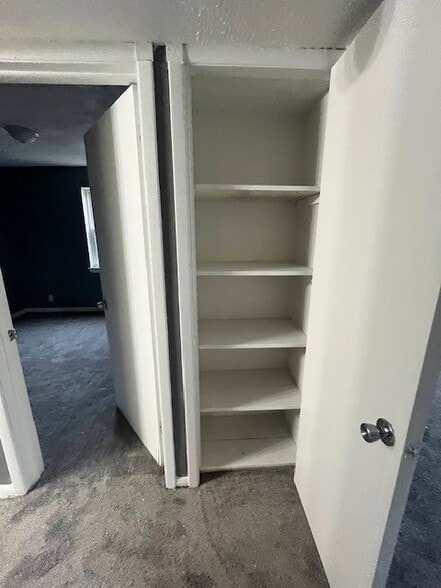 Building Photo - 1950 Nelawood Rd