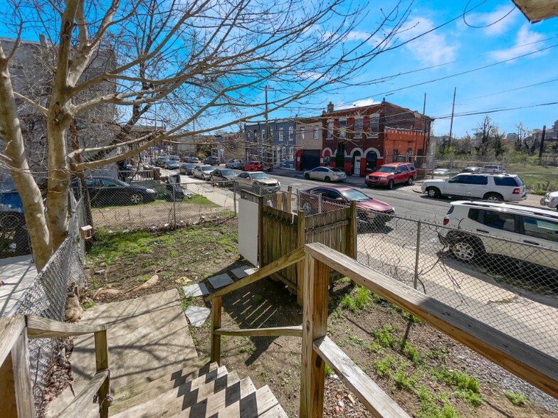 Building Photo - 1101 N 41st St
