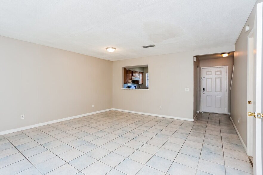 Building Photo - 7656 Arble Dr