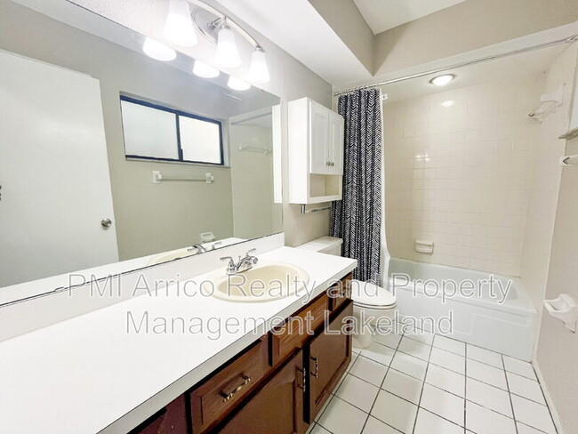 Building Photo - 6576 Sweetbriar Ln