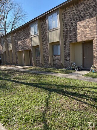 Building Photo - 8645 Elvin Dr
