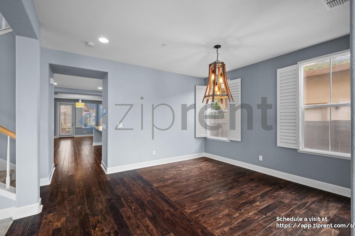 Building Photo - 630 Chardonnay Pl