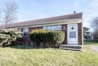 Building Photo - 5843 Woodside Dr