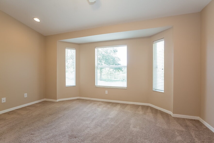 Building Photo - 4321 Bethpage Ct