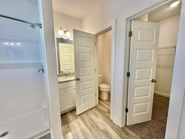 Building Photo - 494 Arrowwood Blvd