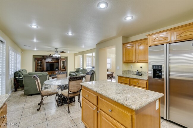 Building Photo - 5524 S Spearfish Lake Ct