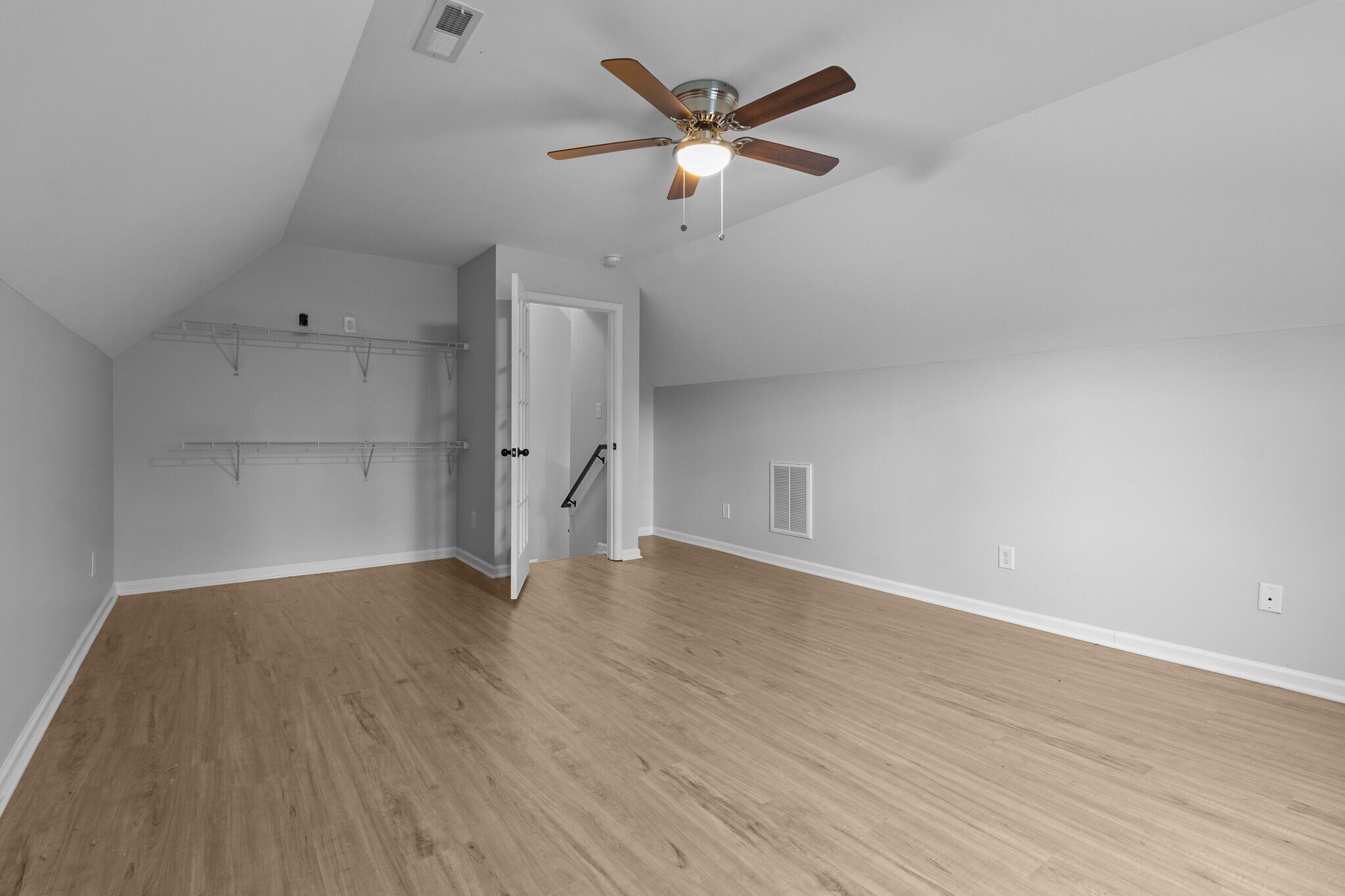 Building Photo - 6471 Chamblee Dr