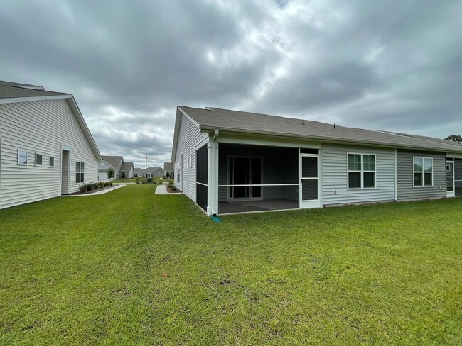 Building Photo - Newly built 3 bedroom/2 bath condo in Conway