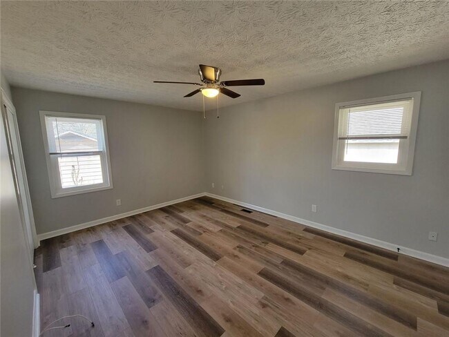 Building Photo - 2392 Shire Ct