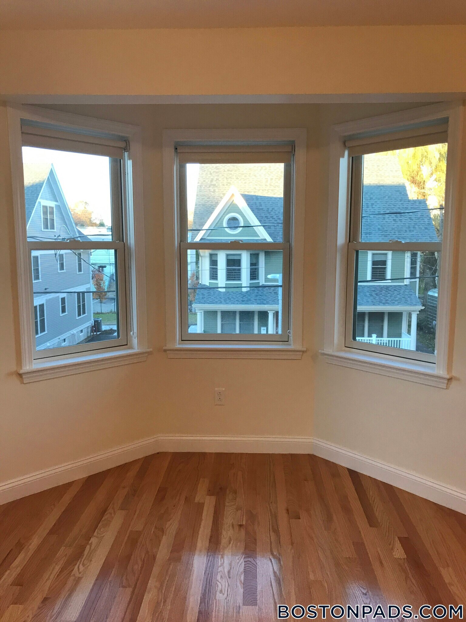 Building Photo - 96 Waumbeck St