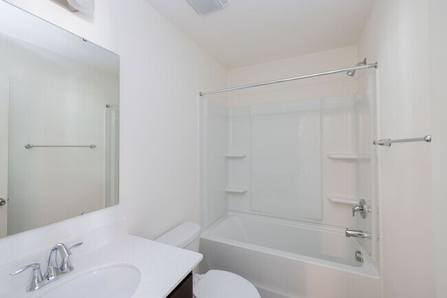 Building Photo - 3 Bedroom Townhome Minutes from Downtown Oakboro - Available August 2026