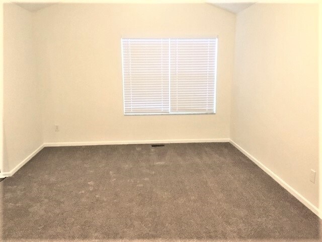 Building Photo - 821 Monarda Pl