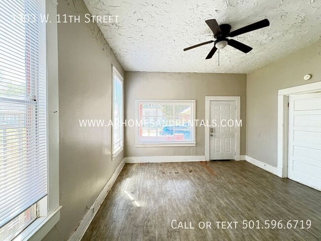 Building Photo - 1303 W 11th St