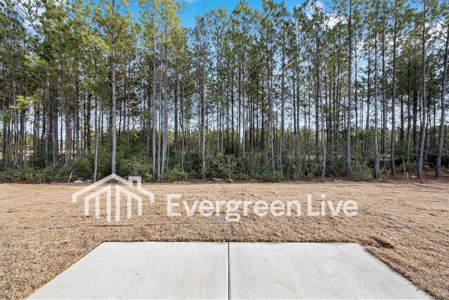 Building Photo - 1715 King Oaks Lp