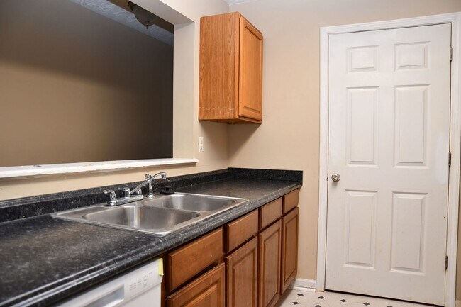 Building Photo - 9301 Waldrop Pl