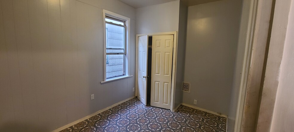 Building Photo - 200 Van Nostrand Ave