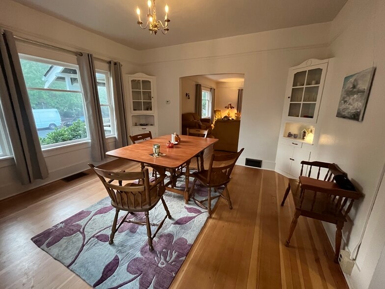 Dining Room - 428 NW 7th St