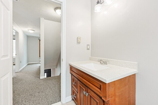 Building Photo - 835 Mt Hope St