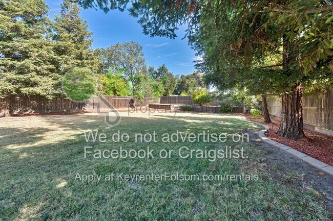 Building Photo - 617 Vernon Oaks Dr
