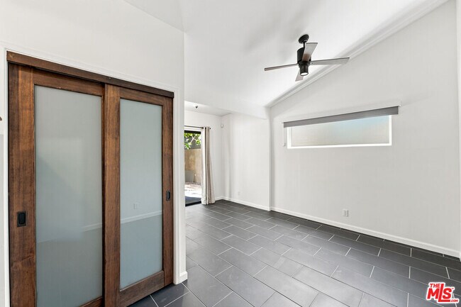 Building Photo - 4415 Woodland Ave