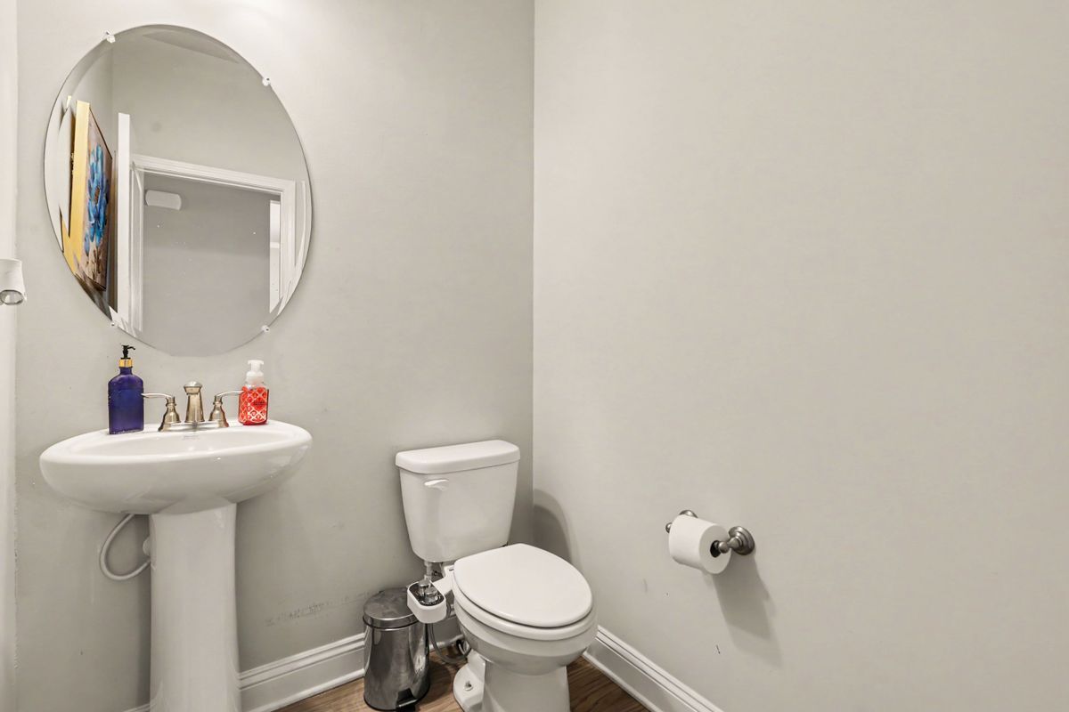 Building Photo - 837 Everleigh Ct