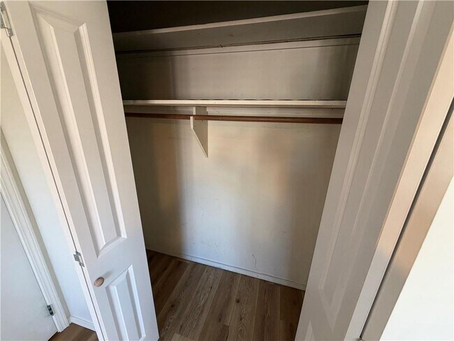 Building Photo - 2854 N Loxley Ave