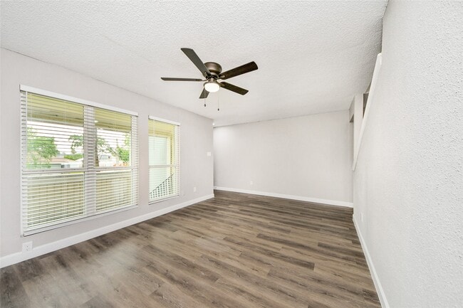 Building Photo - 781 Country Pl Dr