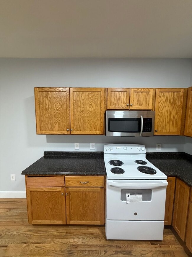 Building Photo - 1007 N 25th St