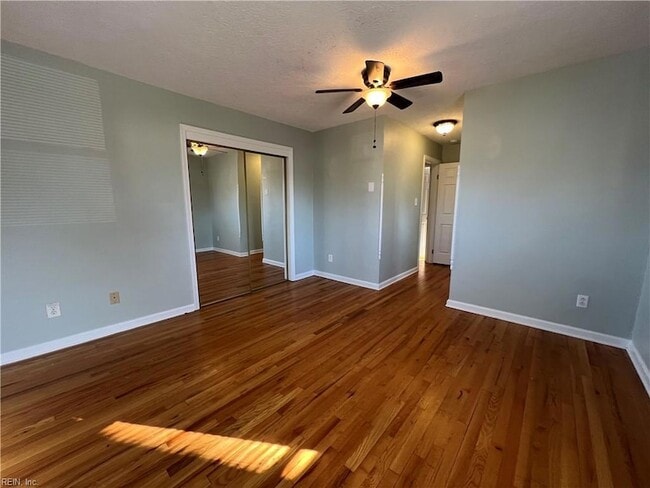 Building Photo - 424 Old Forge Ct