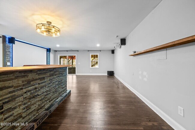 Building Photo - 312 Juniper Creek Blvd