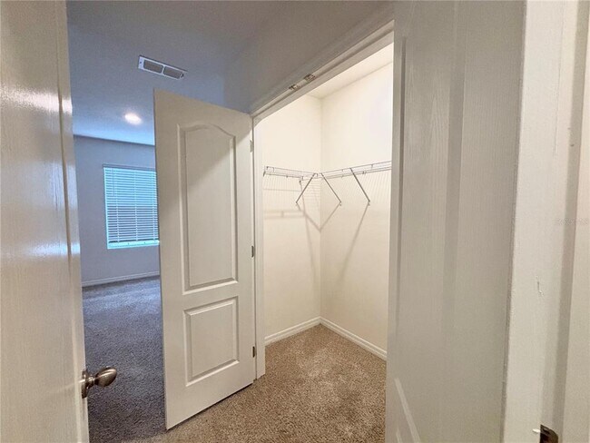 Building Photo - 1232 Yellow Finch Dr