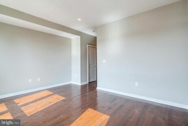 Building Photo - 3832 Manor St
