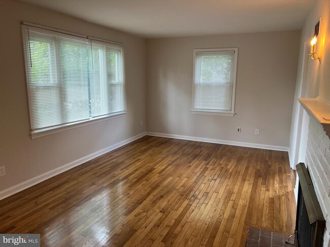 Building Photo - 3140 Cofer Rd