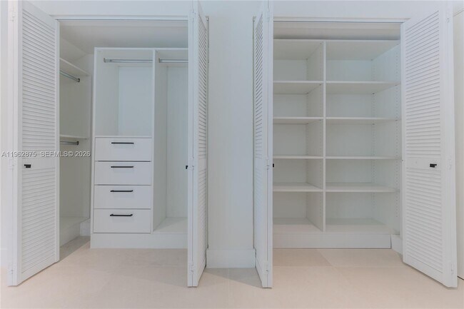 Building Photo - 7300 SW 77th Ave