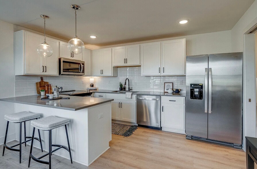Kitchen - 102 Duke St