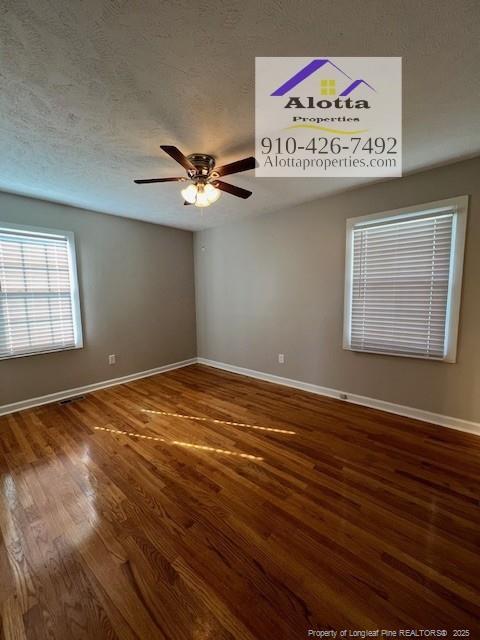 Building Photo - 3662 Golfview Rd