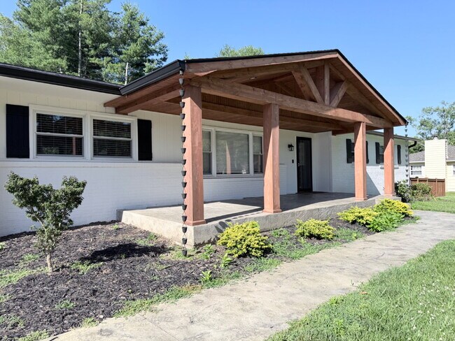 Building Photo - Updated 3BR Home in Beaver Lake | Fenced Yard, Garage, Covered Porch & Outdoor Fireplace | Pet Fr...
