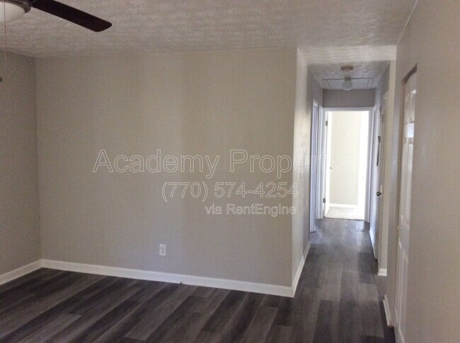 Building Photo - 6774 Valley Hill Ct