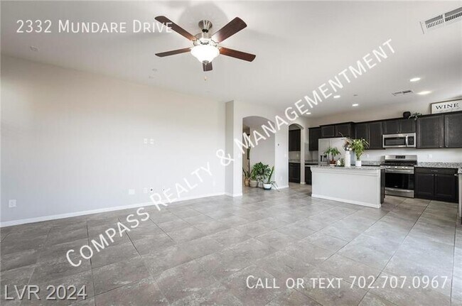 Building Photo - 2332 Mundare Dr