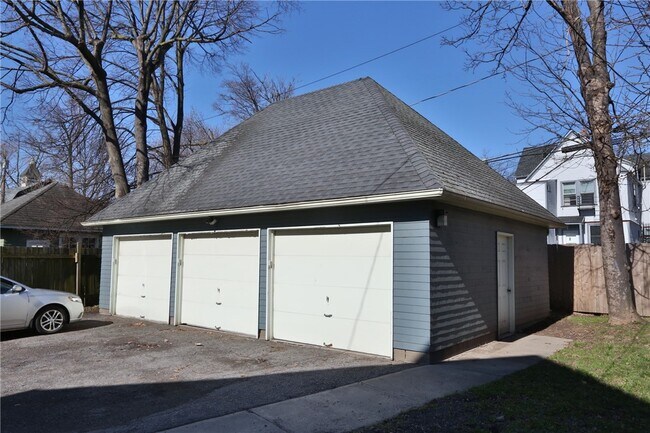 Building Photo - 11 Portsmouth Terrace