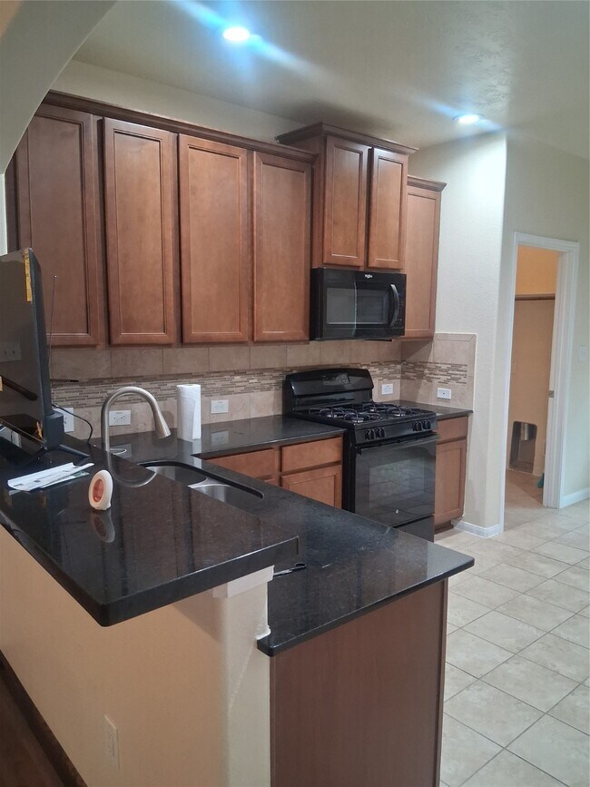 Building Photo - 13610 Spectacled Bear