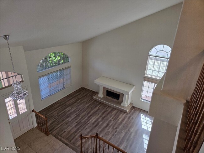 Building Photo - 8204 Tivoli Cove Dr